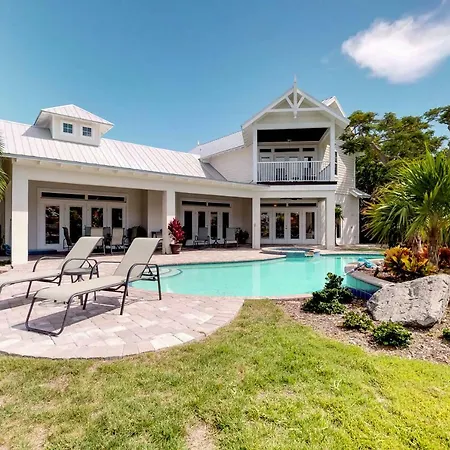3 Oars Villa